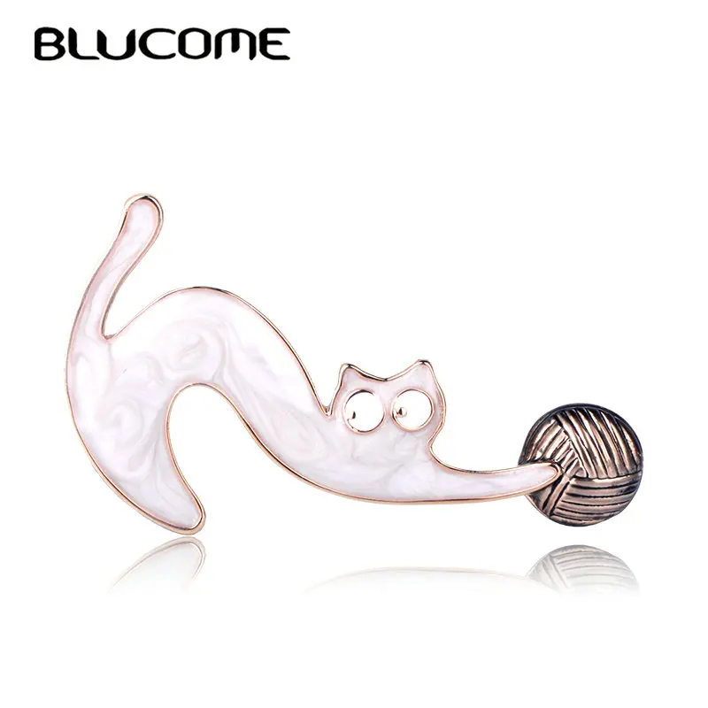 Blucome Fashion Cartoon Cat Play Ball Shape Brooch Gold Color Enamel Corsage Women Girls Kids Suit Dress Coat Clips Jewelry Pin