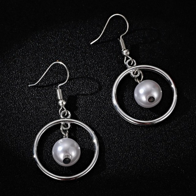 Style Simulated Pearl Earrings For Women Personality Geometric Female Elegant Earring Jewelry Valentine's Day Girl Gift