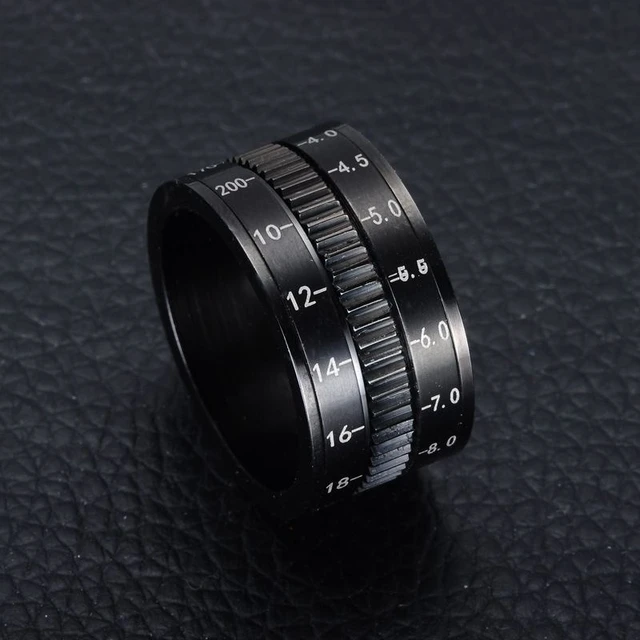 Camera Lens Wedding Ring | Wedding rings unique, Lens, Titanium jewelry
