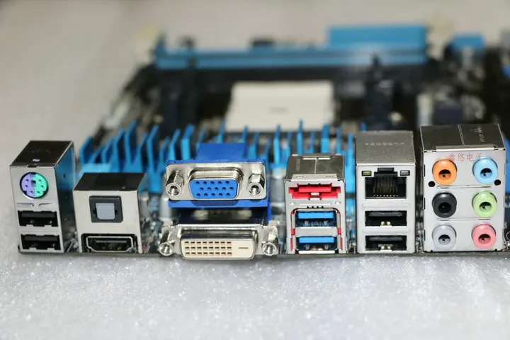 original motherboard ASUS F2A85-V Socket FM2 DDR3 USB2.0 USB3.0 64GB HDMI VGA DVI A85X Desktop moth