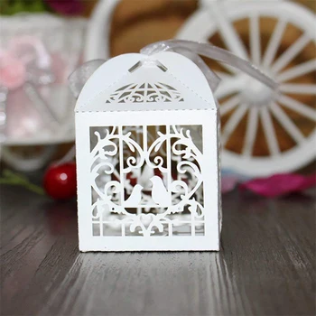 

50 Pcs Laser Cut Wedding Favors Candy Boxes Pearl Paper Gifts Box for Marriage Birthday Shower Party Decors