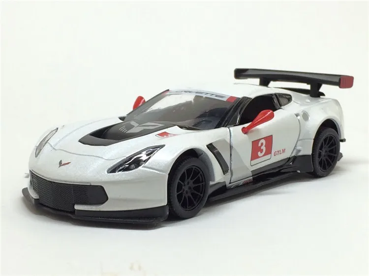 Высокая симитация 1: 36 Corvette C7R сплав модель игрушки Вытяните назад модель автомобиля металлические литья с открытыми дверями Игрушки транспортные средства детские игрушки