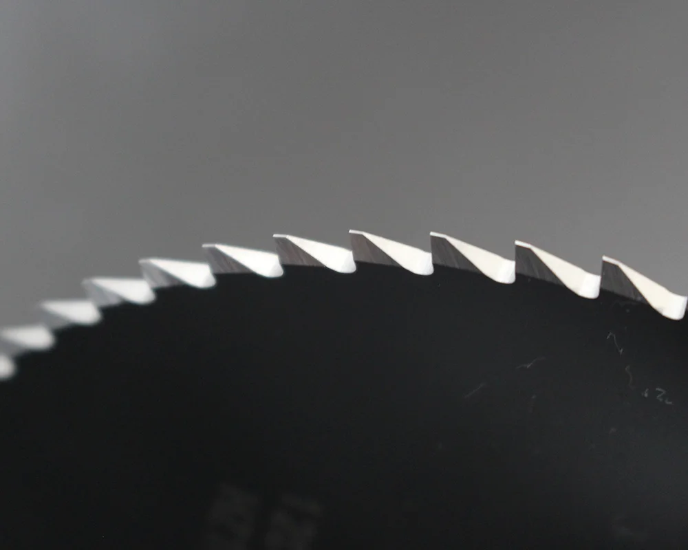 saw-blade-40.jpg-2