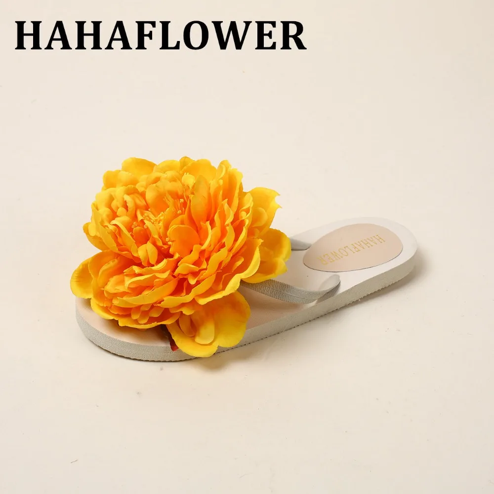 

HAHAFLOWER New Fashion Summer Shoes Woman Slippers Yellow 16cm Flowers Women Sandals Flat Sandals Slippers Non-slip Large Size