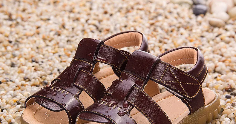 Новые летние пляжные сандалии для мальчиков и девочек, из натуральной кожи, дышащие, на плоской подошве, с открытым носком, детские