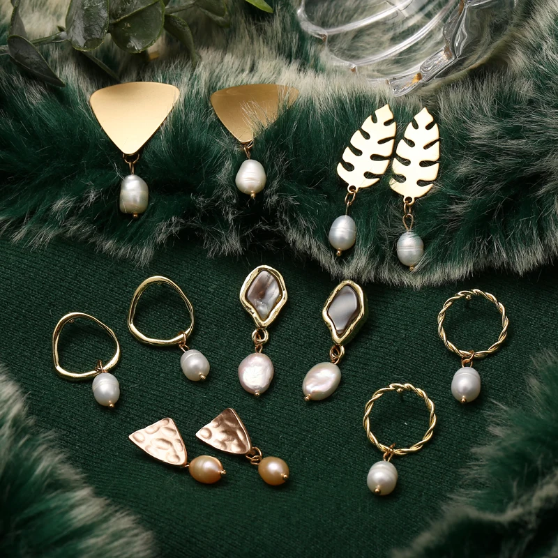 

17KM New Freshwater Pearl Dangle Earrings For Women 2019 Fashion Geometric Leaves Triangle Drop Earring Female Brincos Jewelry