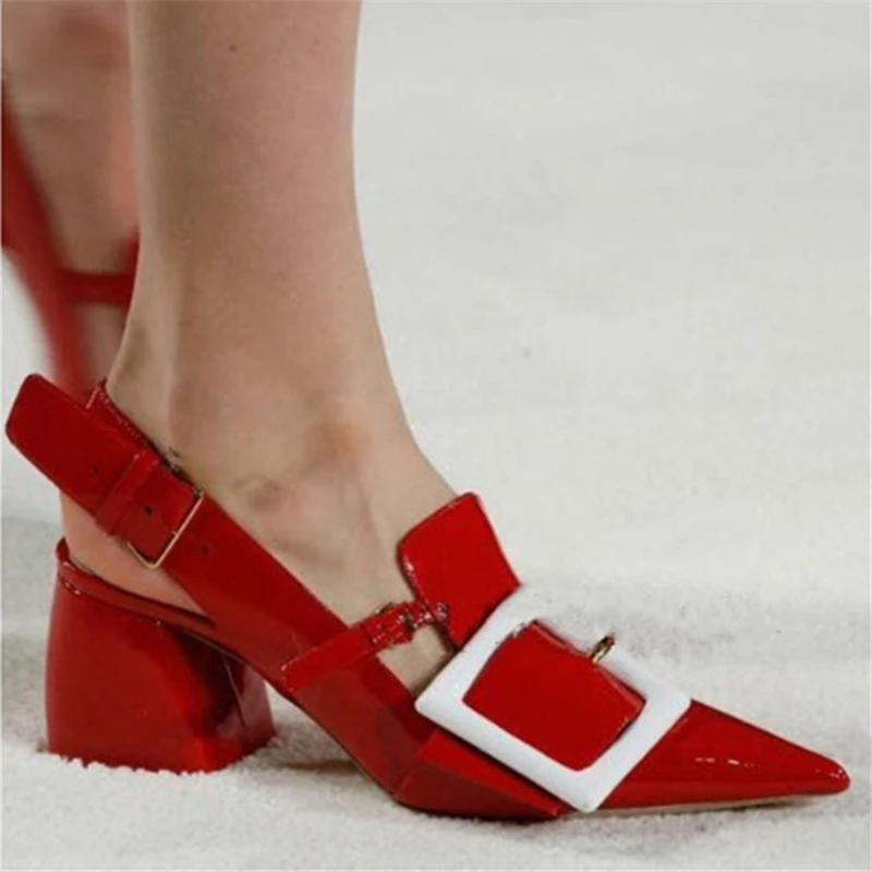 

2018 Patent Leather Red Pointed Toe Wedding Runway Pumps Chunky High Heels Celebrity Shoes Women Sexy Escarpins Sapato Feminino