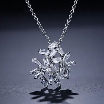 

New Creative Hollow Necklace Female Inlaid AAA Zircon Fashion Wild Wedding Bridal Party Jewelry Dress Up