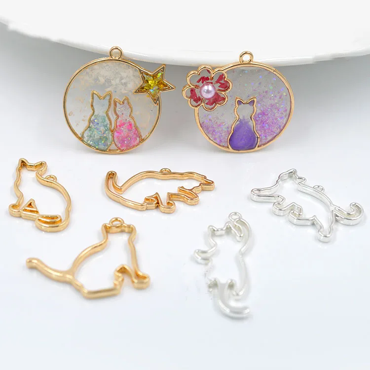 

Cat butterfly rabbit clown Cherry blossoms Bezel Metal Frame Pendant Gold Charm Bezel Setting Cabochon Setting UV Resin Charm