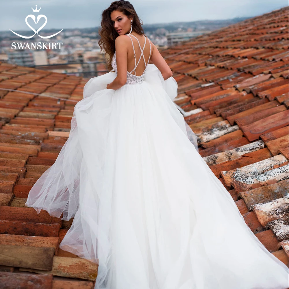 

Sexy Beaded Sleeveless A-Line Wedding Dress 2019 Swanskirt New Beach Chiffon Sweetheart Princess Bride Gown Robe De Mariage LZ01