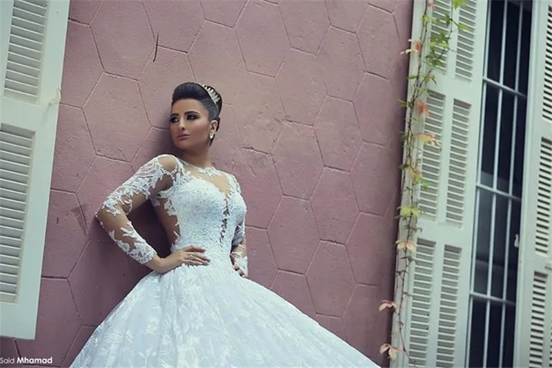 Wedding-Dress-2015-Romantic-CJW-019-Long-Sleeve-White-Lace-Wedding-Dress-With-a-Long-Train (4)