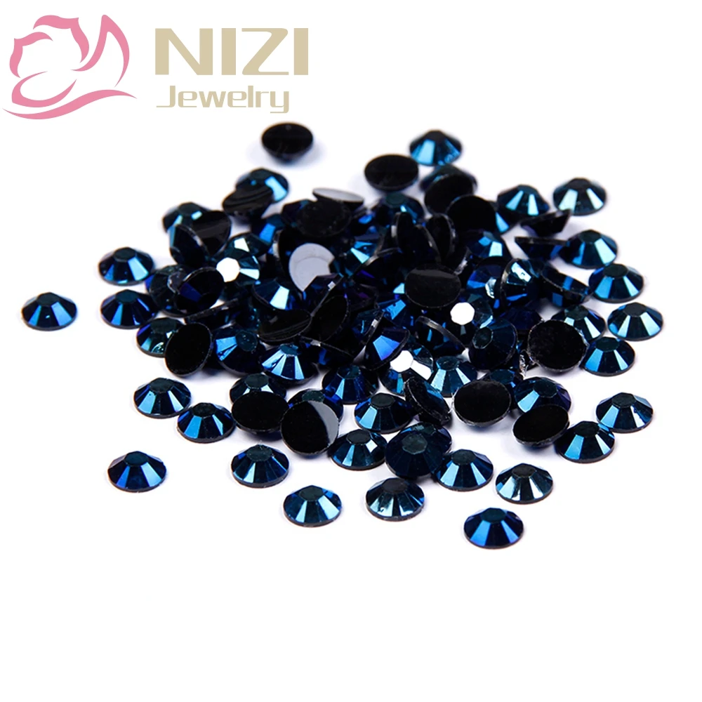 No rhinestones перевод