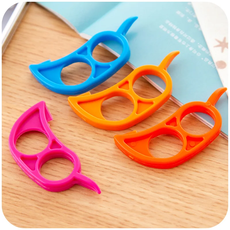 Creative Orange Peeler Easy Opener Lemon Slicer Cutter Plastic New home little mouse Cute mini plastic cut fruit stripper device