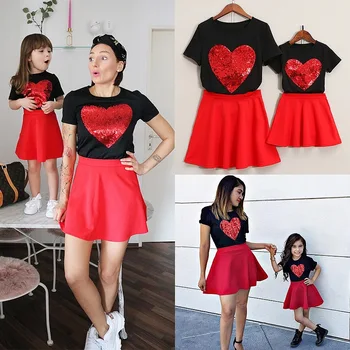 

Mommy and Me Clothes Dress Summer Mother Daughter Dresses Heart Family Look Matching Mom Daughter Clothes T shirt Skirt Sets