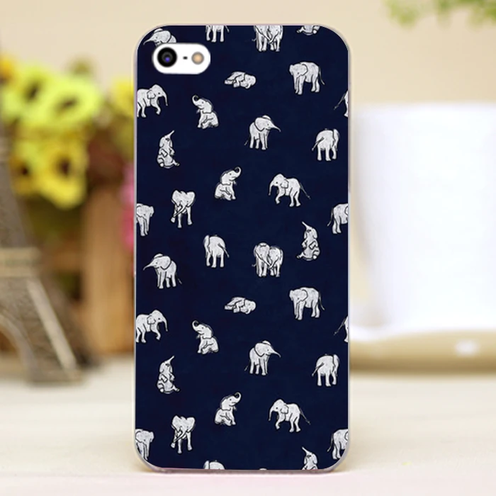 Indian Baby Elephants in Navy Design transparent case