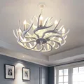 E14 glühbirne lichtquelle Retro Harz Matal Geweih kronleuchter licht-in Kronleuchter aus Licht & Beleuchtung bei