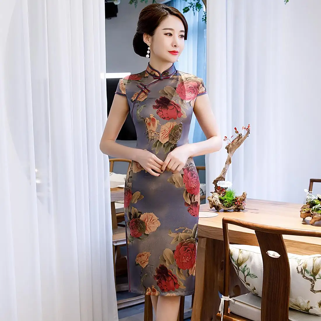Одежда большого размера с рисунком цветочные леди шоу на сцене Qipao M-3XL китайские традиционные платья Cheongsam летние пикантные Разделение облегающий чонсам - Цвет: Style 7