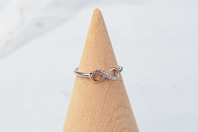 9679123873_1039125567