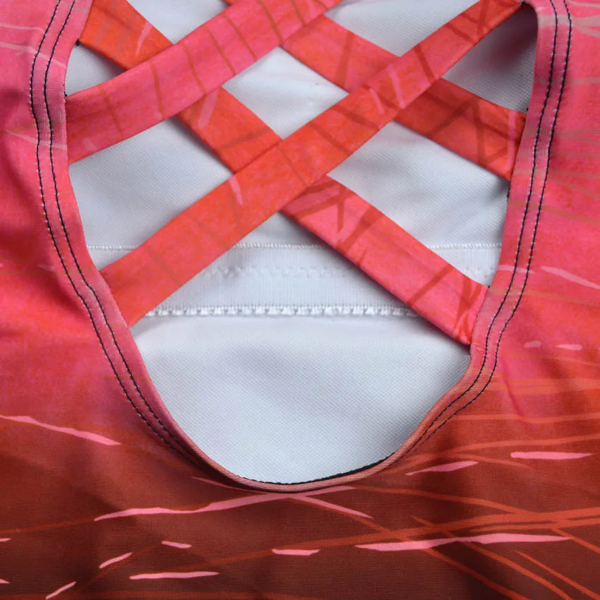 HTB17YwFXYSYBuNjSspfq6AZCpXa0