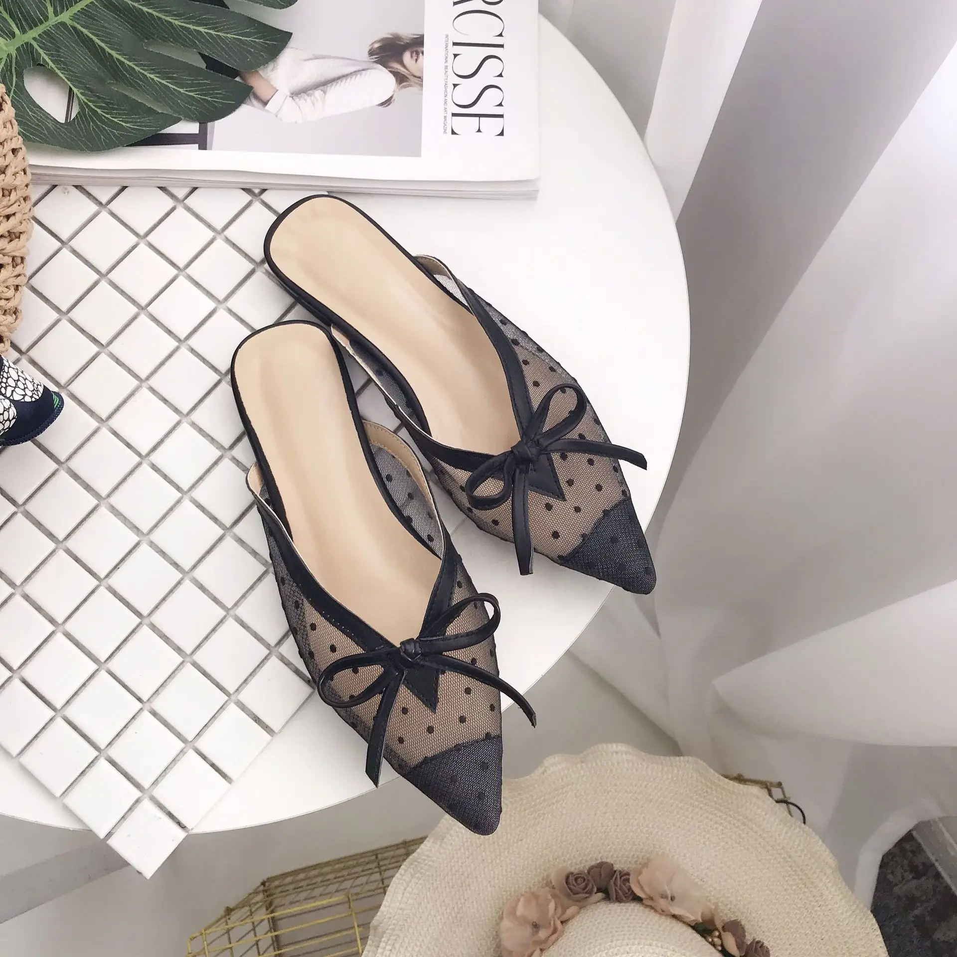 New Korean version of the red lace net yarn wave point pointed flat bottom half drag Muller shoes slippers women