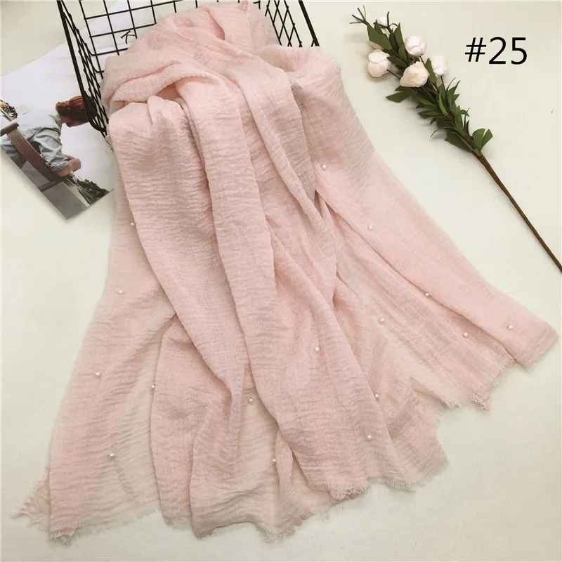 1PCS Hot sale with a pearl scarf women soft solid hijabs foulard muffler shawls big pashmina Muslim women wrap headscarves - Цвет: Number 25 color