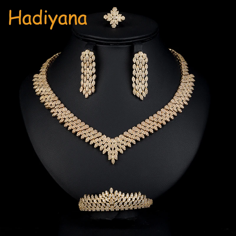 Hadiyana Luxury Bridal Jewelry Sets For Women Sparkling Mirco Cubic Zircon Paved By Hand , 4pcs Wedding Sets For Women 1068w