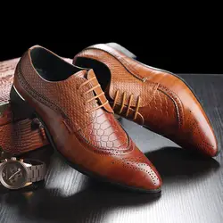 Для мужчин Обувь с перфорацией типа «броги» плюс Размеры 2018 новая модная обувь из кожзаменителя туфли на шнуровке с острым носком человек