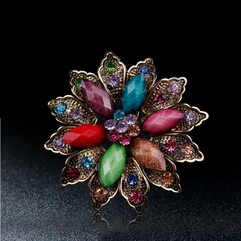 

baiduqiandu High Quality Oval Resin Stone and Crystal Diamante Vintage Flower Brooch Pins for Women in Antique Gold Color