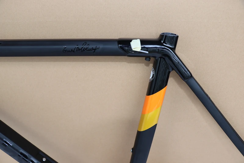 Top 2019 NEW Arrived BOB Colnago C64 Wholesale carbon bicycle frame carbon fiber road bike frame for DI2 carbon bike frame free ship 2 Top 2019 NEW Arrived BOB Colnago C64 Wholesale carbon bicycle frame carbon fiber road bike frame for DI2 carbon bike frame free ship 2
