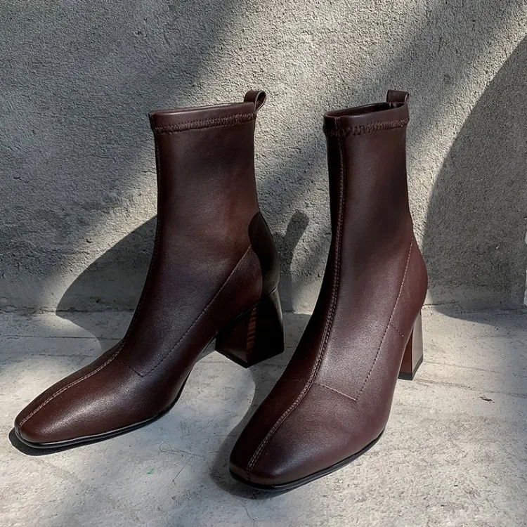 

GPOKHDS 2019 women ankle boots Patent leather autumn spring brown color square toe high heels boots size 34-40