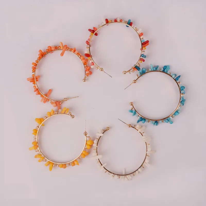 

2019 New DIY Colorful Natural Coral C shape Hoop Earrings For Women Irregular Beaded Earrings Party Gift Femme Fashion EARRINGS