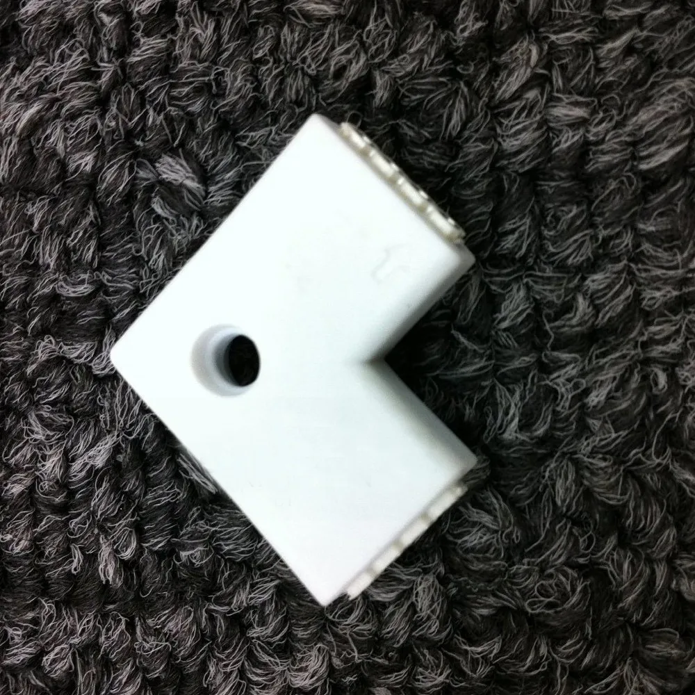 

10 pcs 4-pins 10mm L-Shape Right Angle Female Connector For LED RGB Strip