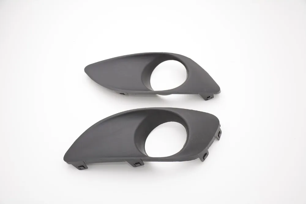 

2 Pcs/Pair front bumper fog light lamp bezel covers trim RH and LH for Suzuki Alto 2009-2017