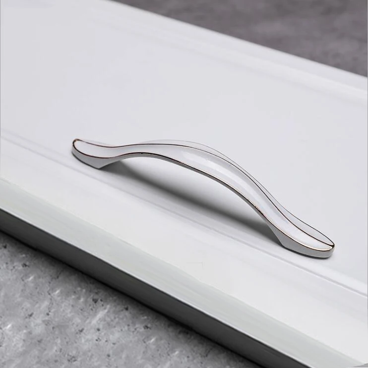 Европейский стиль белый шкаф ручка для дверцы выдвижного ящика Лаковая мебель - Цвет: 562-96
