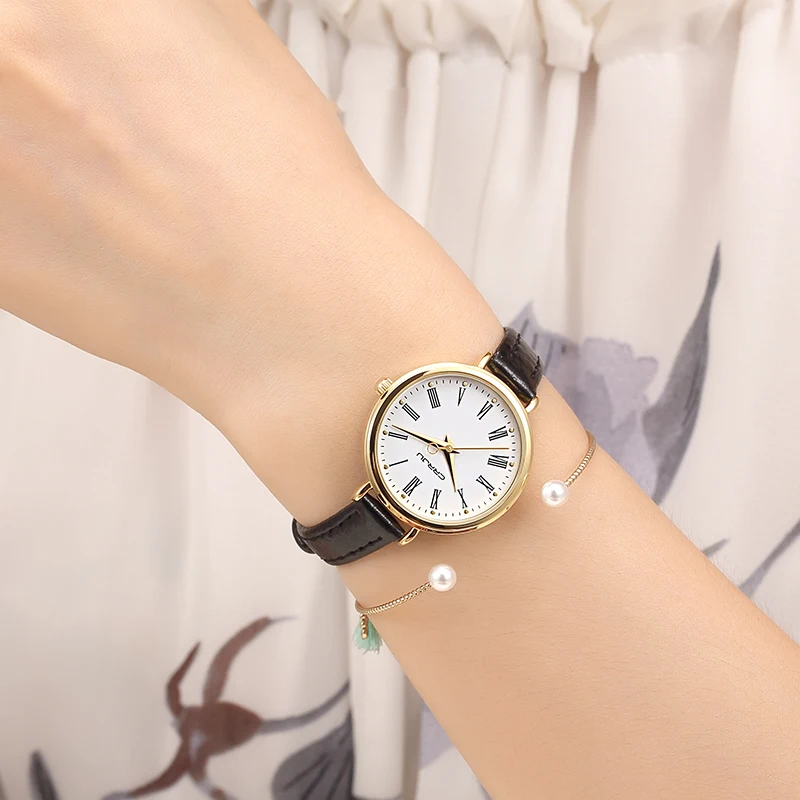 CRRJU Quartz Women Watch Small Fresh Retro Simple Small Square Dial Watch Classic Ladies Watch Quartz