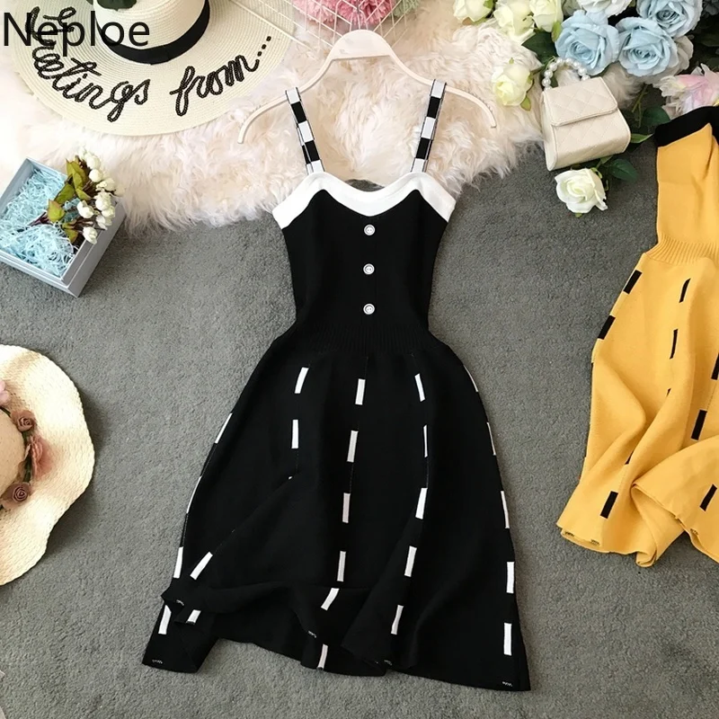 

Neploe Knitted Women Dress Korean Chic V-Neck Sleeveless Camis Vestidos Sexy High Waist A-Line Backless Female Dresses 44182