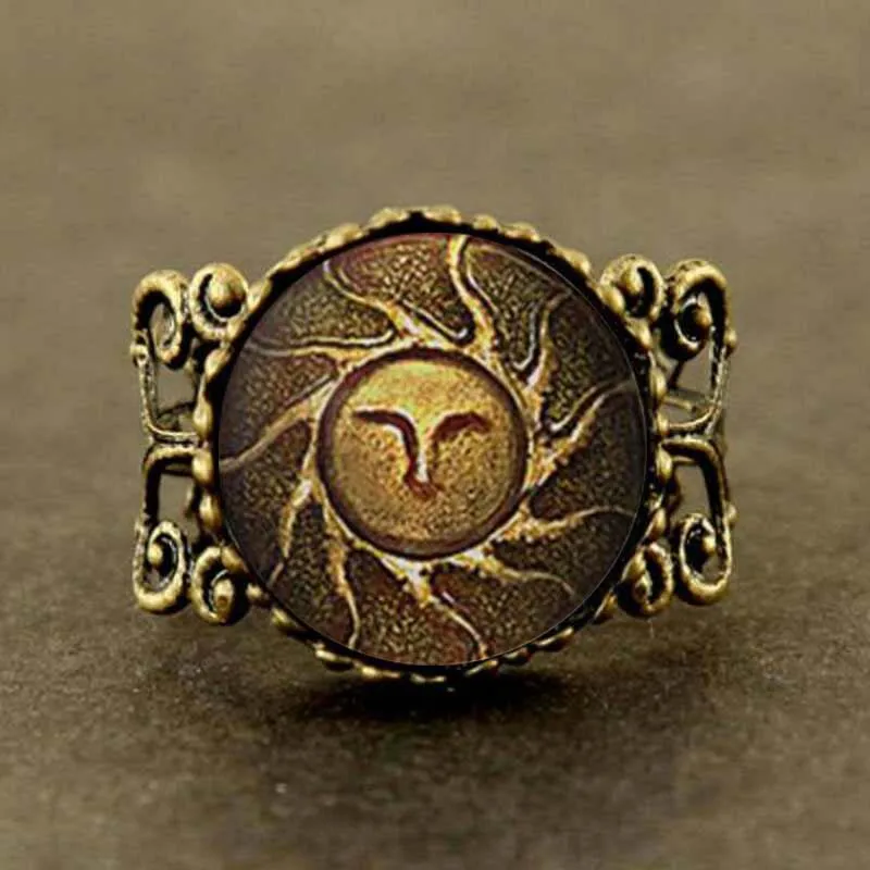 

Heirs of the Sun Dark Souls II apllo sun god jewelry ring Gift Women Men vintage doctor who charm