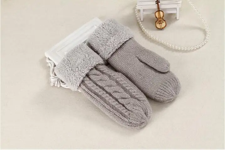 Light Gray Женские модные вязаные твист Цветы Варежки Зимние женские шерсть плюс кашемир бархат утолщение теплые полный палец перчатки Guantes L46 - Цвет: Light Gray