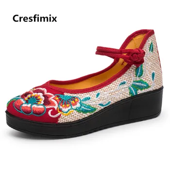 

Cresfimix Chaussures De Dame Women Fashion Comfortable Anti Skid Dance Shoes Lady Casual Retro Embroidery Shoes Cool Shoes C3577