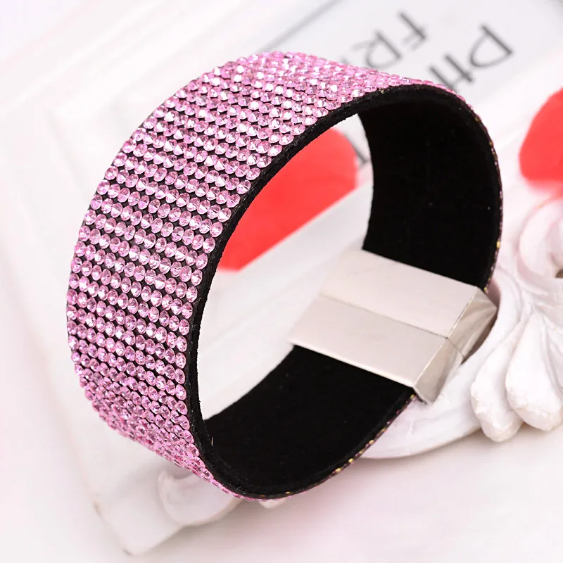 Женский браслет с кристаллами широкий из фланели и кожи|crystal bangle bracelet|crystal bottlebracelet