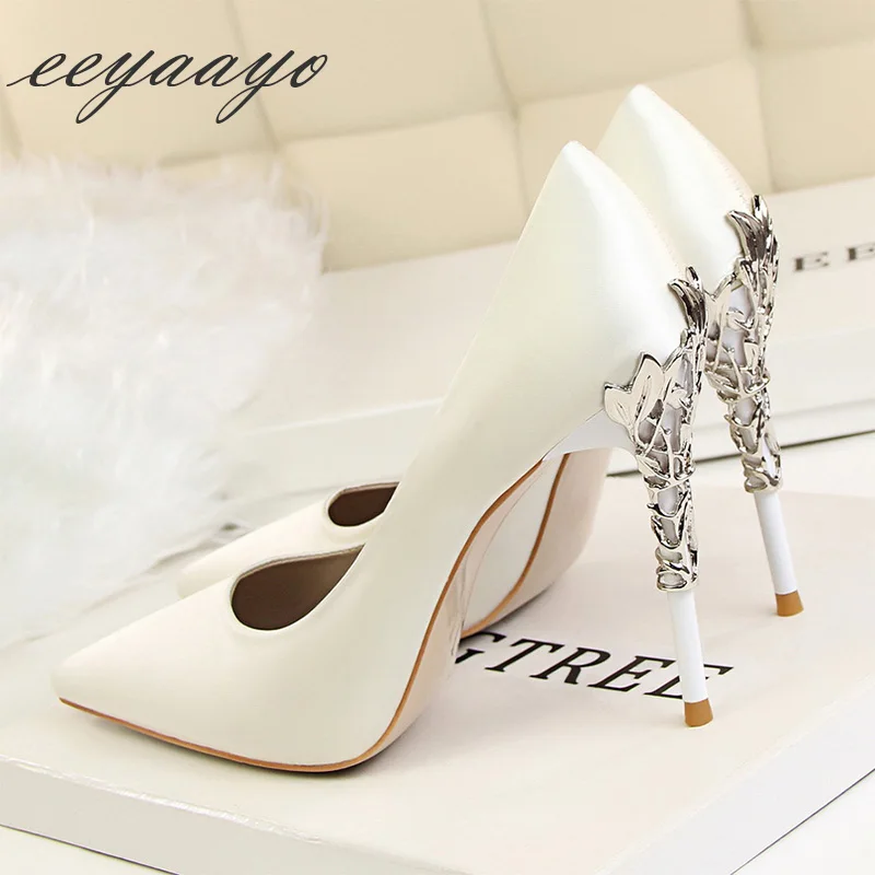 2019 New Spring/Autumn Women Pumps High Thin Heel Metal Pointed Toe Sexy Ladies Bridal Wedding Women Shoes White High Heels