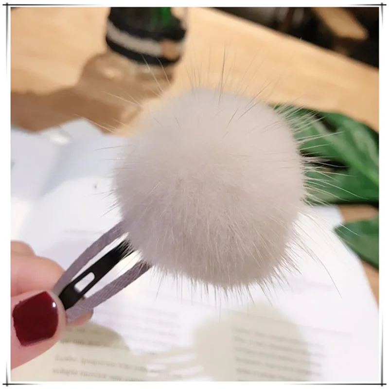 

Girl Mink Hair CliP Small Cute Soft Fur Velvet Fans You Ball Mink Hair Ball Pom Pom Hairpin Ladies Hairpin Hair Accessories