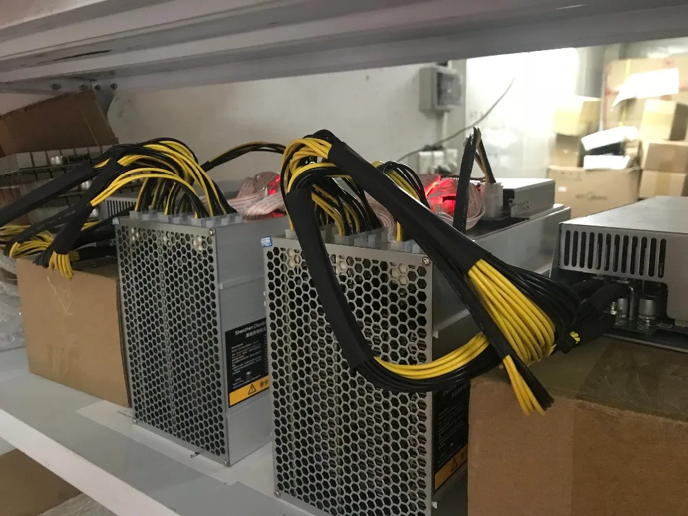 Новые Asic шахтер горной машины с хэш чипы BM1700 AntMiner x3 220KH (с БП) cyrptonight специальной горной машины