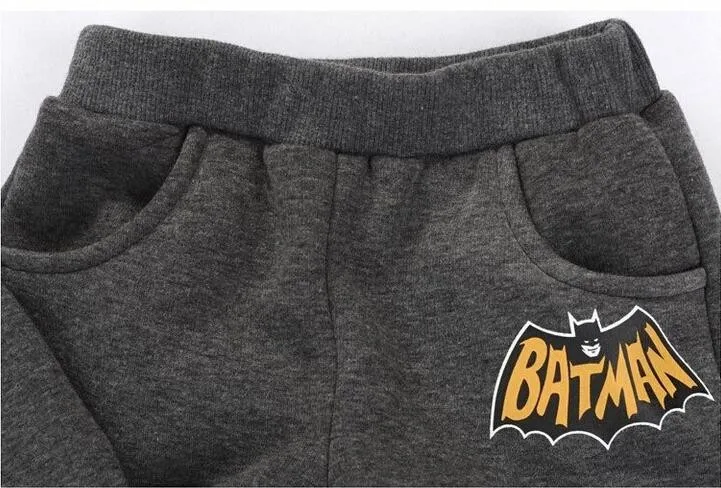 Conjunto de Roupas Calças com Capuz Batman Conjunto Bebê Meninos Crianças Engrossar Inverno Quente Roupas Meninas Define 2020 Outono Nova Chegada 12 Cheap Conjuntos de roupas