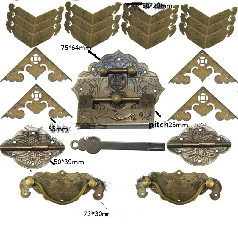 

Antique Brass Lock Set,Wooden Box Vase Buckle Metal Box Hasp Latch Brass Lock,Decorative Hasp,Pattern Carved Hinge Set,1Set