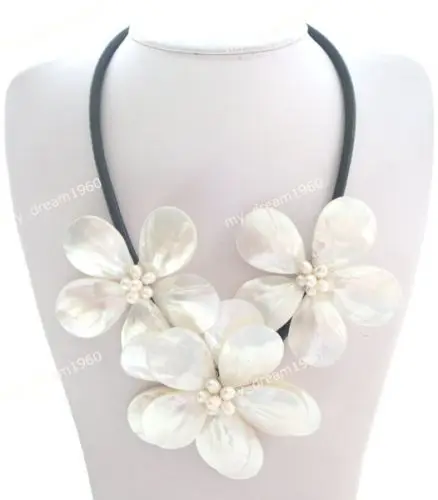 

Hot sale new Style >>>>>Jewellery Mother of Pearl/MOP Shell Pearl 3 Flower Necklace
