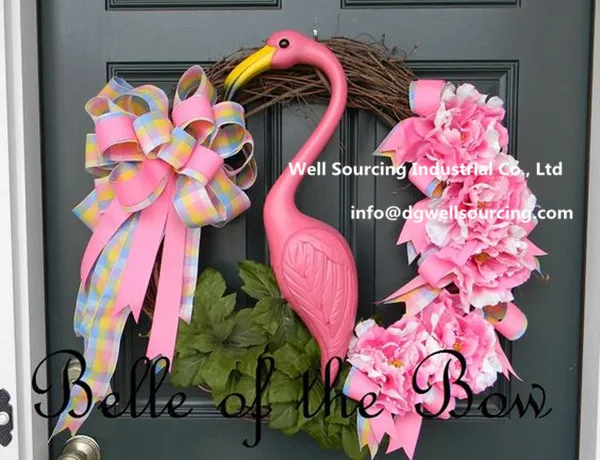 Plastic pink flamingo lawn ornament (1)