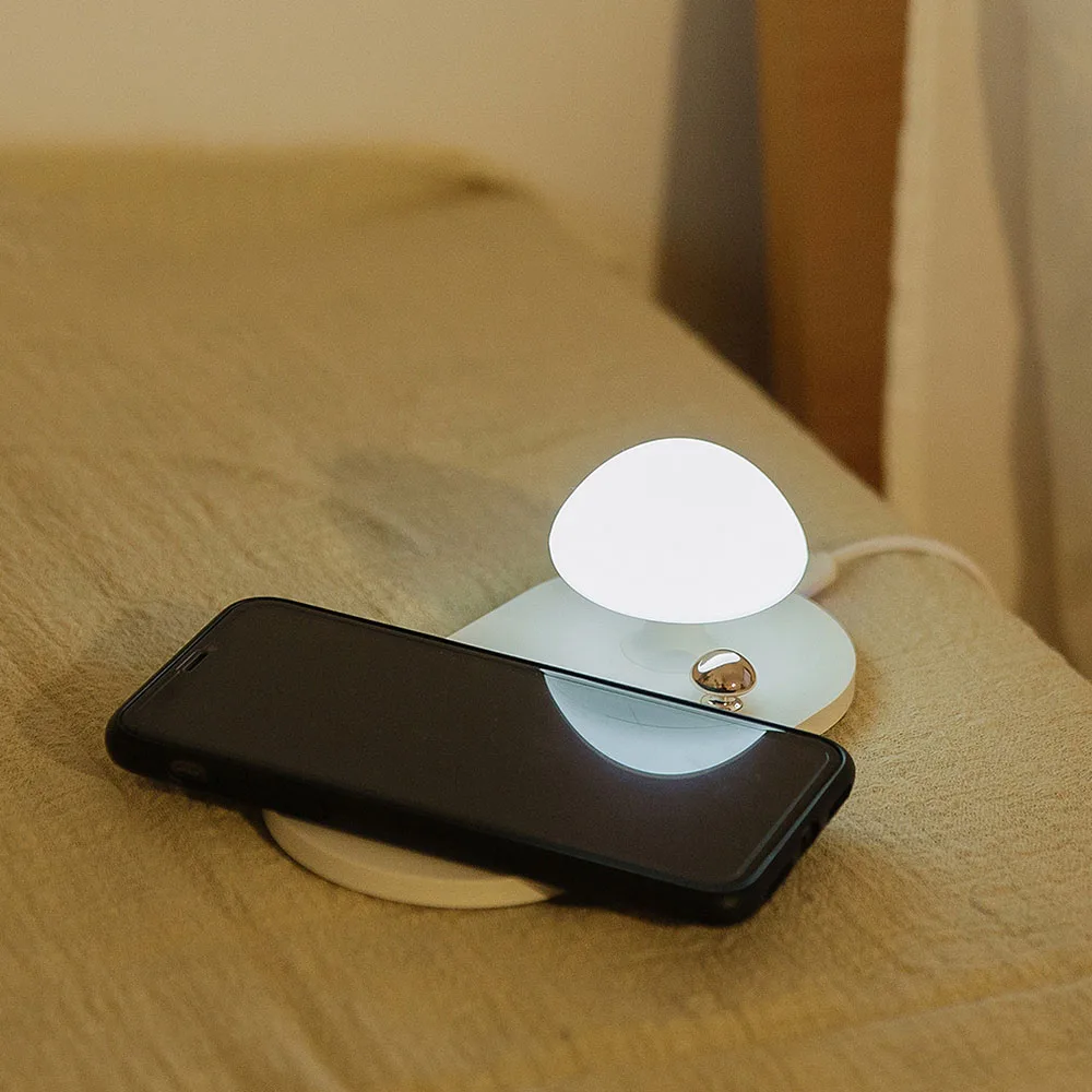 Новинка 10 Вт QI Беспроводное зарядное устройство Грибная лампа Быстрая зарядка ночной Светильник умное настольное зарядное устройство для iPhone samsung