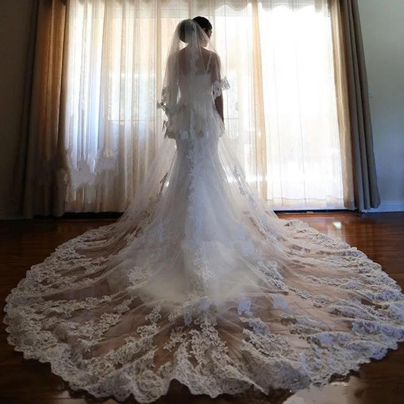 

New Romantic Wedding Veil Cathedral Length Long Bridal Veil Three Layer Lace Applique Tulle White Ivory Veils With Comb