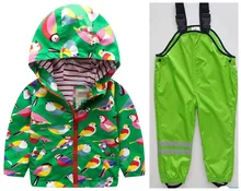 Retail high quality fashion cartoon girls winter jacket hem fantasy comics free shipping in stock free shipping 5pcs auo 12301 in stock